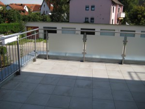 Balkone_Balkongelaender_Glasfuellung_00012